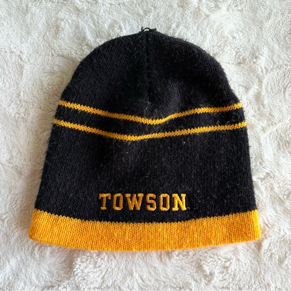 Vintage Towson University Hat Beanie Adult Black Gold Tigers Knit Maryland Vtg
